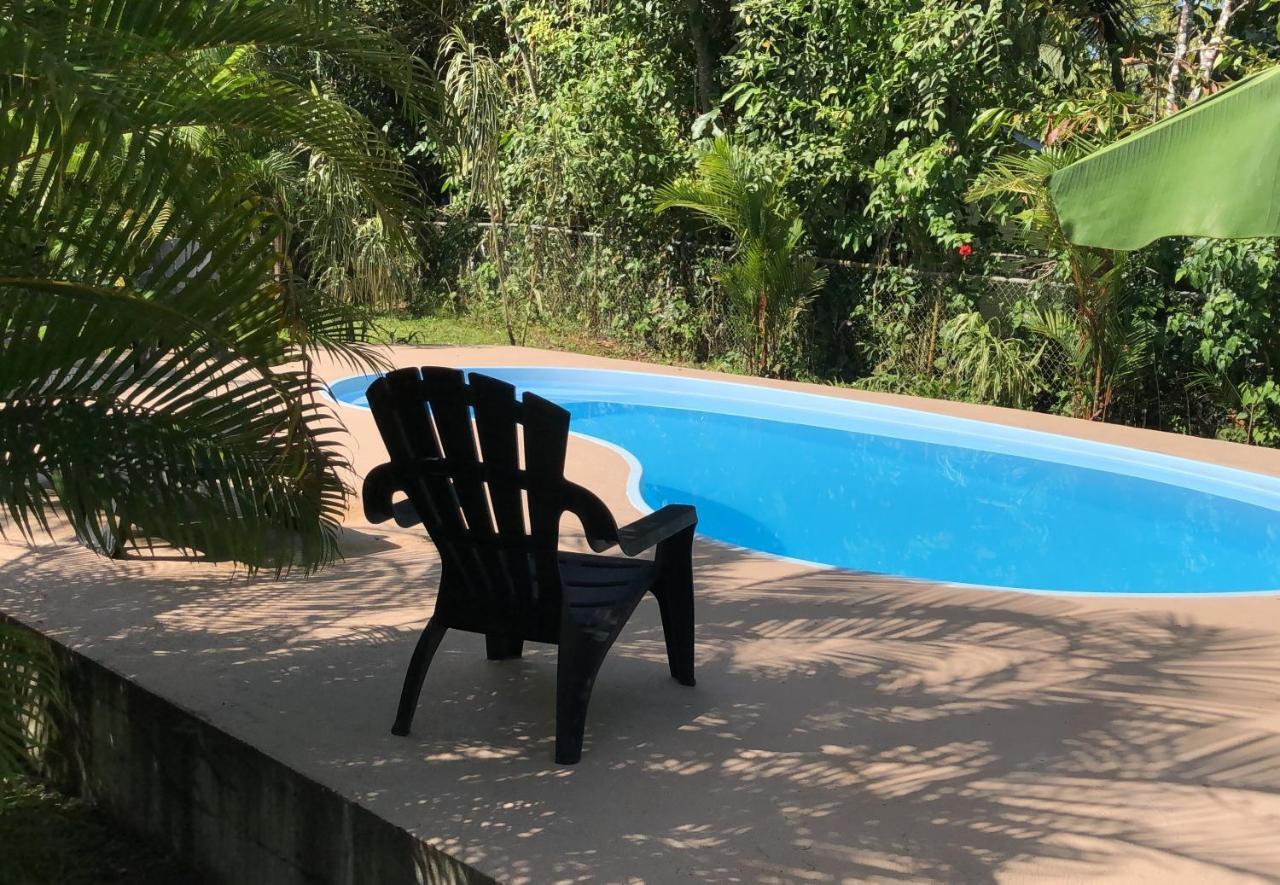 Sol Y Sombra Panzió Bocas Town Kültér fotó
